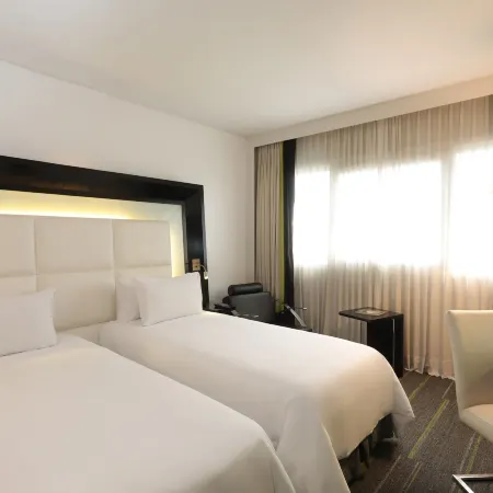 Novotel Buenos Aires Отели рядом с достопримечательностью «Театр «Колон»»