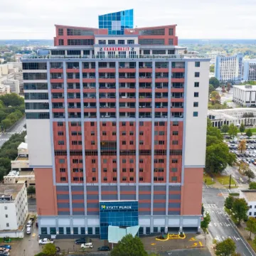 Hyatt Place Charlotte Downtown Отели рядом с достопримечательностью «Банк оф Америка Стадиум»