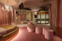 Emotional Grand Motel Hotels in 