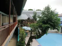 Hotel Mariat Sorong Hotels in Sorong