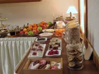 Pension Haus Heitzig - Breakfast