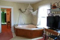 Belle Aire Mansion Guest House Hotels in Rawlins Township