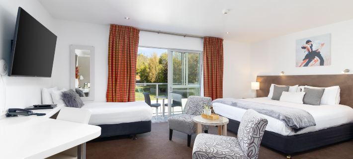 Century Park Hotel di Nelson