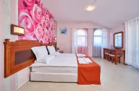 South Beach Vacation Apartments