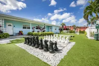 St. Pete Beach Suites - Parking