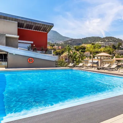 Résidence Pierre & Vacances Premium Julia Augusta Hotel berhampiran L'Olivier Millenaire