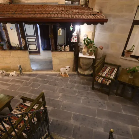 Rose Nest Cave Hotel