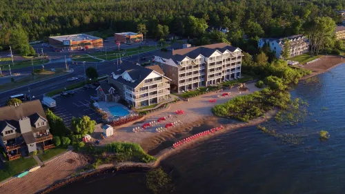 Cherry Tree Inn & Suites Hotels in Whitewater