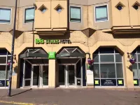 宜必思尚品里爾中心鐘樓火車站飯店 芮莫宮附近的飯店