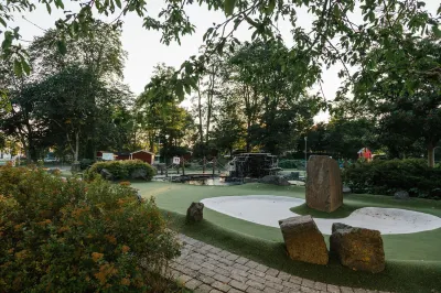 Skara Konsthotell Hotels near Skara Sommarland