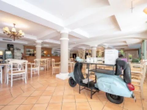 伊桑布溪皮埃爾高級假日飯店 阿爾讓河畔羅克布呂訥住宿飯店