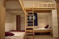 Roambay Hostels