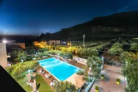 Hotel Achibea - piscina