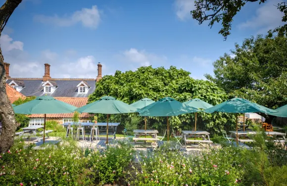 鄧尼奇船舶旅館