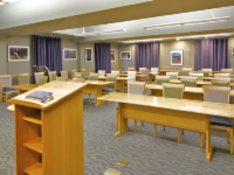 Dimond Center Hotel Hotels in Anchorage