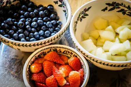 Orchard Lodge & Wolds Restaurant Отели рядом с достопримечательностью «Парк Плейдейл Фарм»