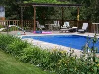 Horton Creek Inn B&B - Pools