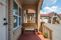 Best Court - Inns