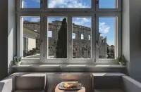 Arena & Seaview Luxurious Residence - View biển