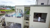 The Crest Lodge Limited - ที่มีสปา