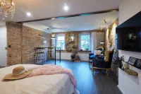 ซโตรฮัตมานูฟาคทัวร์ โรงแรมใกล้Max Planck Institute for the Physics of Complex Systems