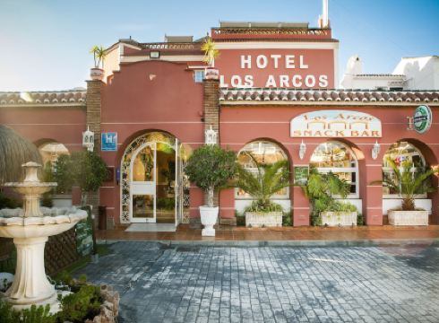 Hotel Los Arcos
