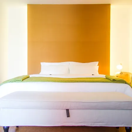 Liiiving in Porto | Oporto Garden Pool House