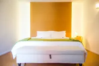 Liiiving in Porto | Oporto Garden Pool House - Private Pools