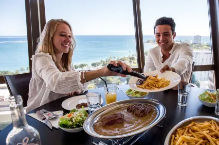 Ramada Hotel & Suites by Wyndham Noumea