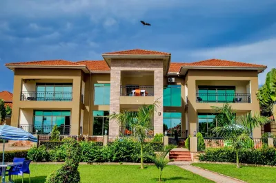Lakepoint Villa Отели в г. Энтеббе