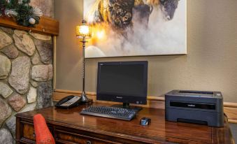 AmericInn by Wyndham Grand Forks
