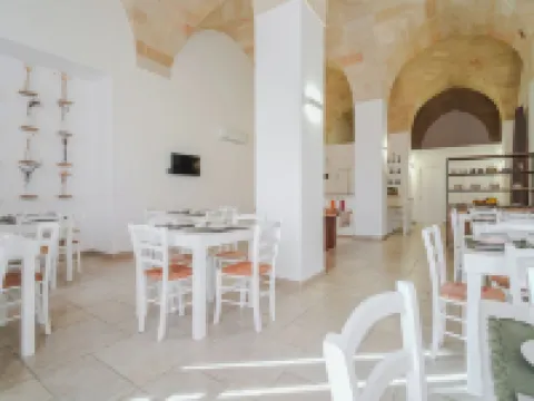 地中海公寓式酒店 納爾多酒店