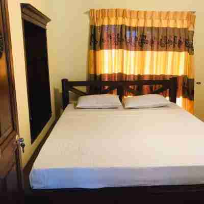 Kallycave Eco Lodge Rooms