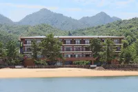 Miyajima Seaside Hotel Hotels in Hatsukaichi