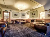 Onich Hotel & Lochside Beach Pods Hotels in Fort William