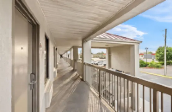 Days Inn by Wyndham Bainbridge