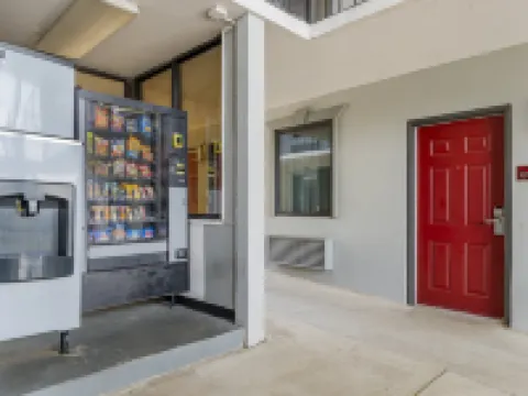 Red Roof Inn Atlanta - Kennesaw State University Hotels in Kennesaw