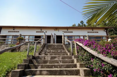 Room-Serene Lake View Lodge in Kayove, R Hotels in 