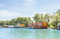 ArkaBarka Floating Hostel