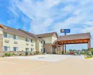 Comfort Inn & Suites Riverview Near Davenport and I-80 Hotels in Le Claire