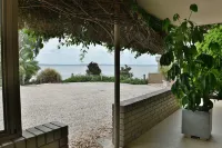 Dutchies Motel Nelson Bay & Dutchmans Beach Apartments