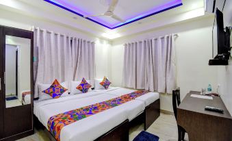 FabHotel Anchorage Inn - Nr Axis Mall