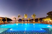 Phi Phi Harbour View Hotel - 수영장