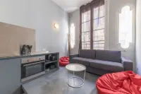 Cozy Elegant 2BR Apartment