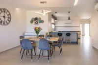 HORIZON SUITES by the Sea