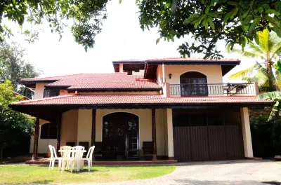 Gondolas Holiday Lanka Hotels in Wattala