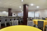 Thunderbird Resorts - Rizal - bar