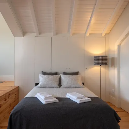 Oporto Rooftop Studio by Vacationy