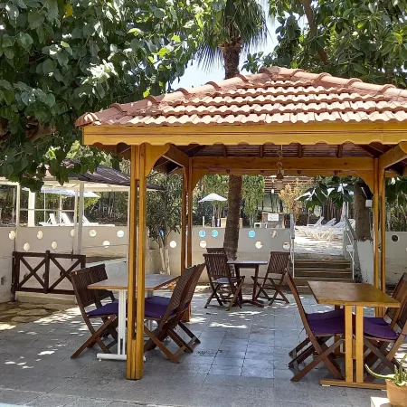 Hotel Tropicana