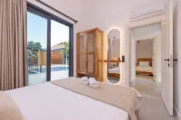 Rota Kilidonia Karaöz Suites&Villas Hotels in Mavikent Mahallesi